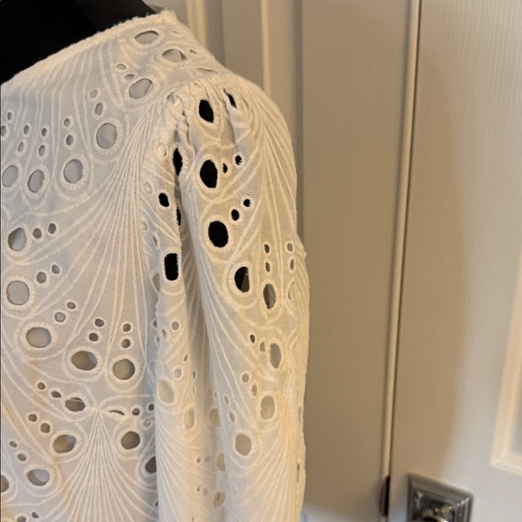 Sail to Sable White Eyelet Blouse - Picture 5 of 8